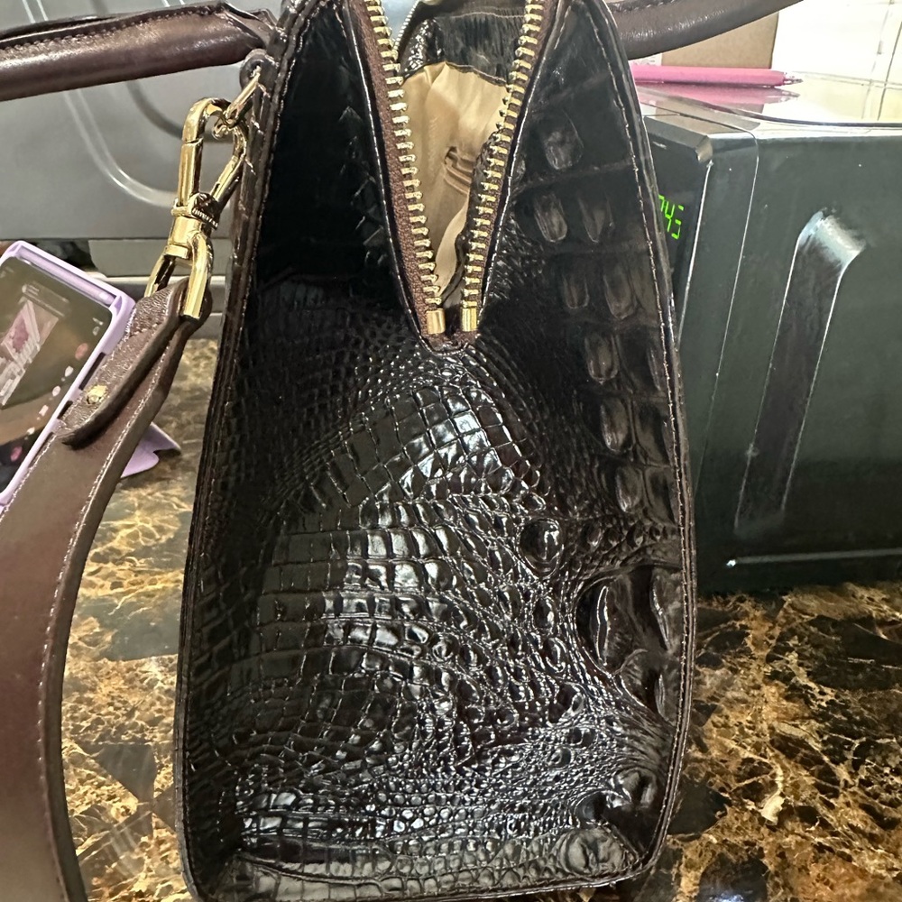 Coca Brown Melbourne rare find Brahmin. - Picture 3 of 5
